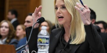 Democrats accuse attorney general of “covering up” the Epstein affair