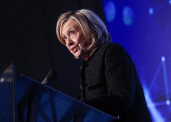 Epstein affair | Hillary Clinton accuses Trump of orchestrating a ‘cover-up’