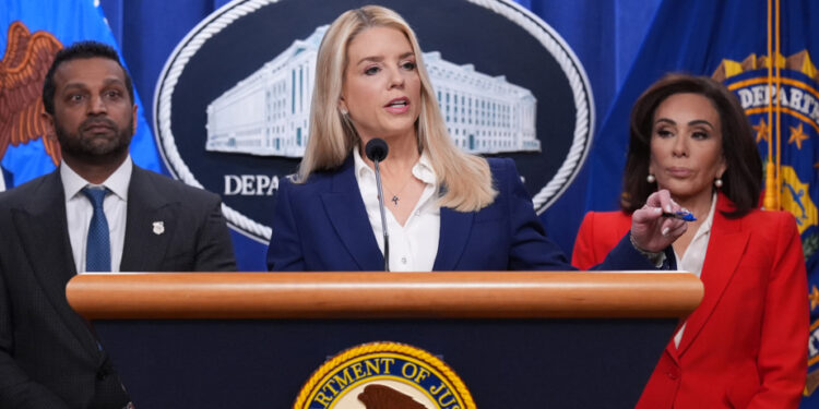 Pam Bondi explains the search of a Georgia election office