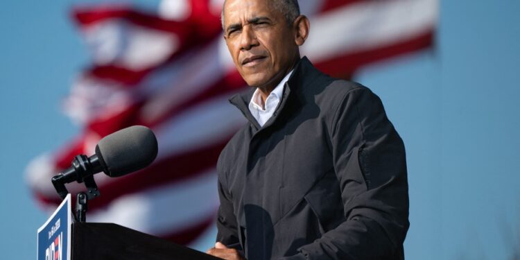 Trump broadcasts then removes racist Obama video