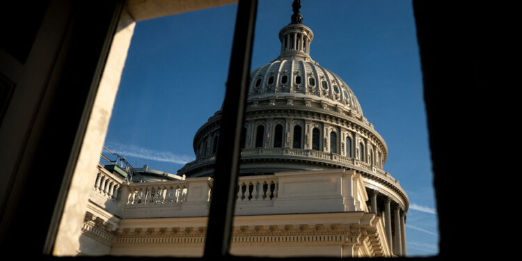 Congress struggles to agree to end budgetary paralysis