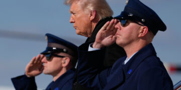 Crash of a refueling plane