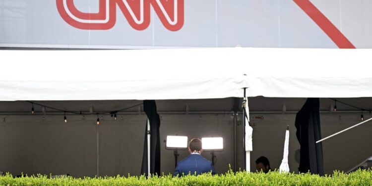 Critical article on the war in Iran