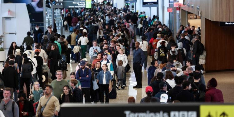New York | LaGuardia, the small airport with immense traffic